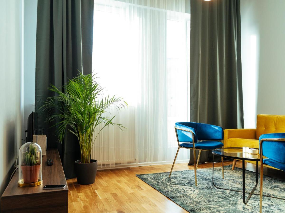 Beautiful Apartment - Top Location - Amazing Balcony ブカレスト エクステリア 写真